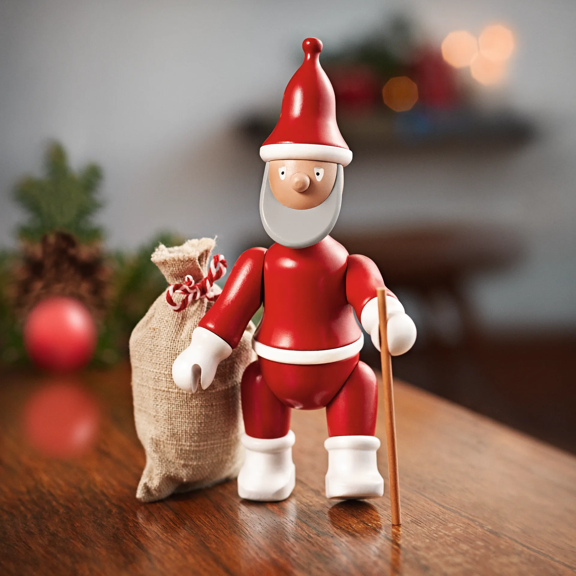 Kay Bojesen joulupukki, punainen Kay Bojesen Denmark