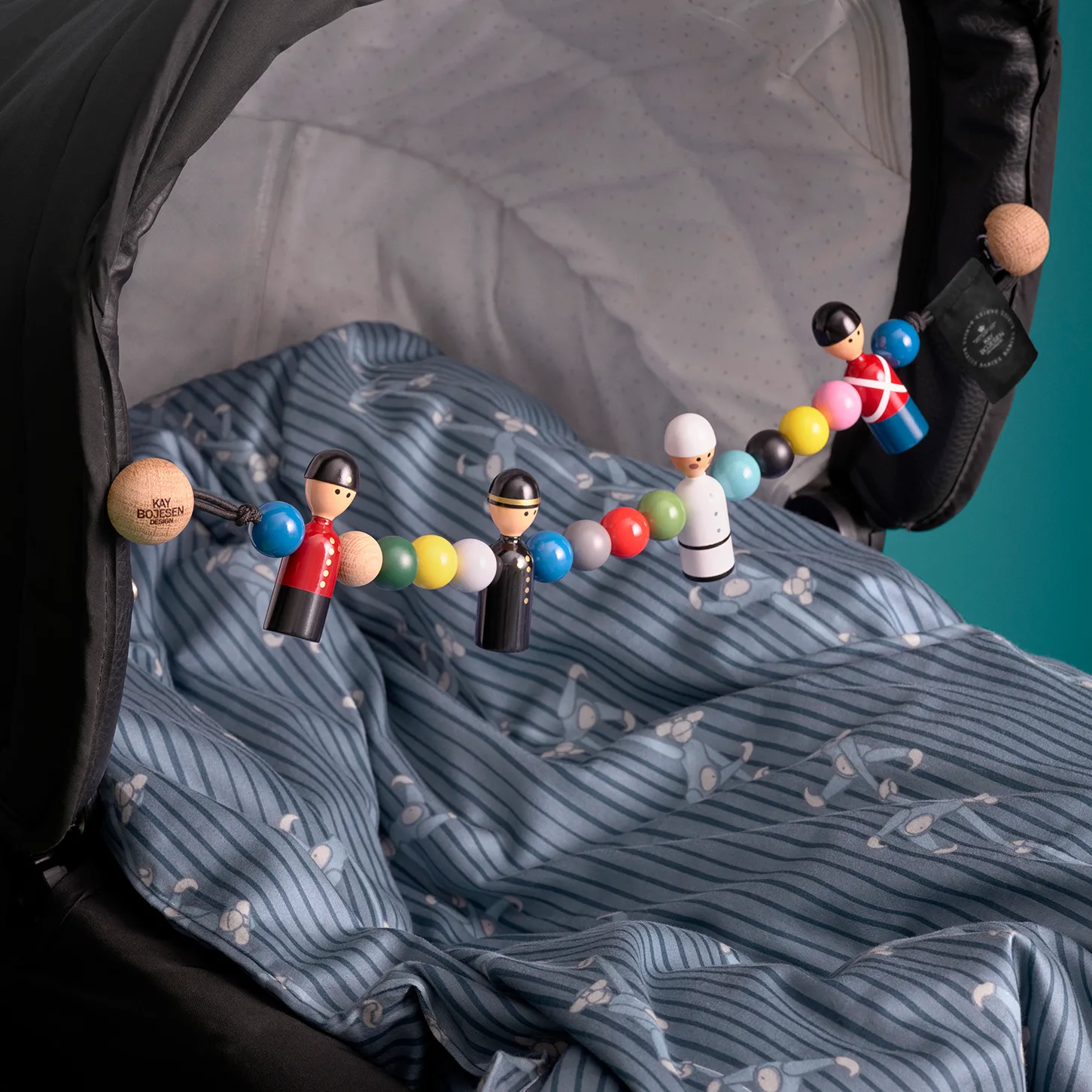 Kay Bojesen lastenvaunumobile, Monivärinen Kay Bojesen Denmark