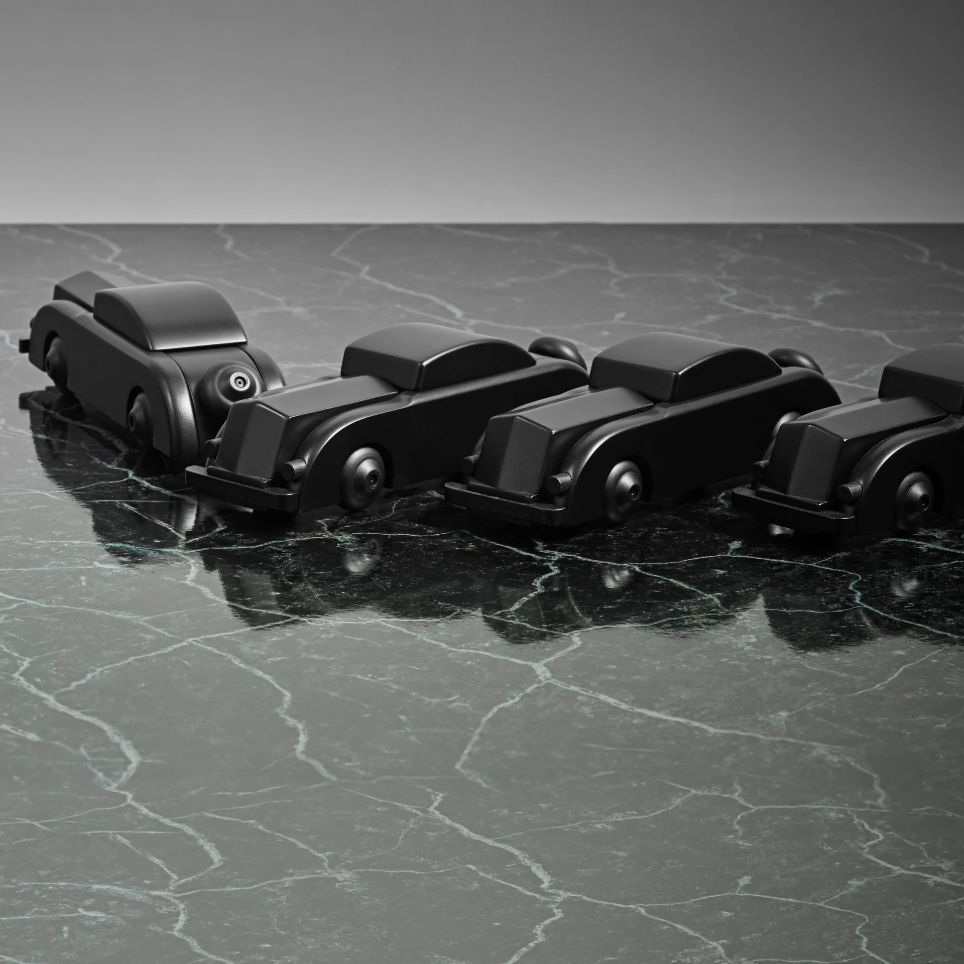 Kay Bojesen limousine pieni, Musta Kay Bojesen Denmark