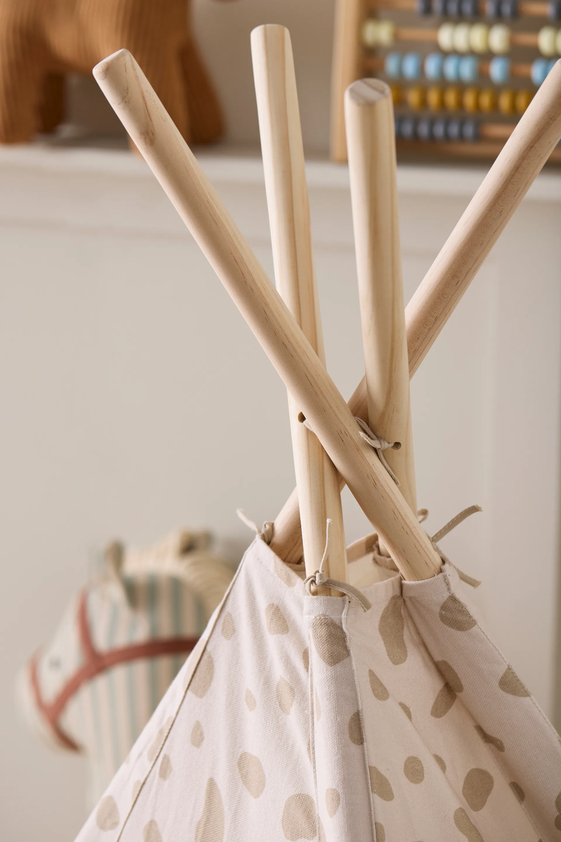 Kid's Base tipi-teltta 100x95x140 cm, Pilkku Kid's Concept