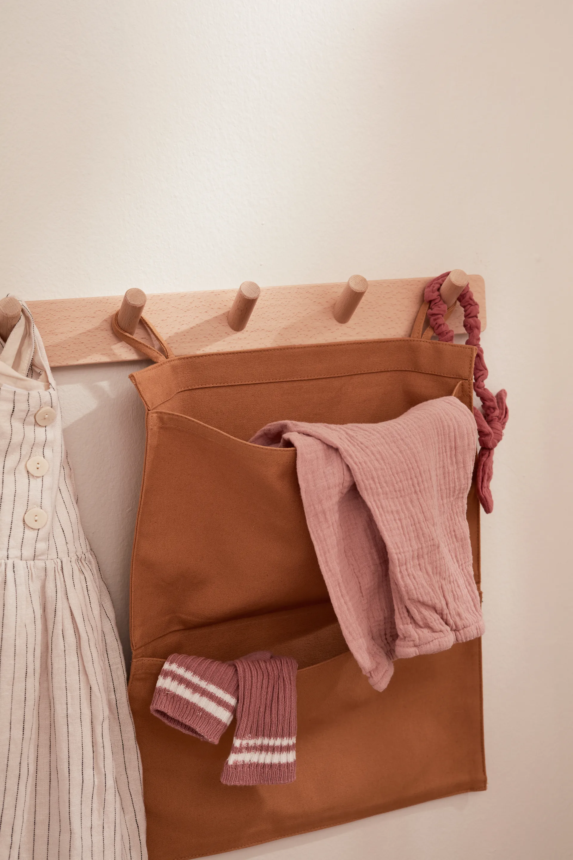 Saga nuppinaulakko, Pyökki Kid's Concept