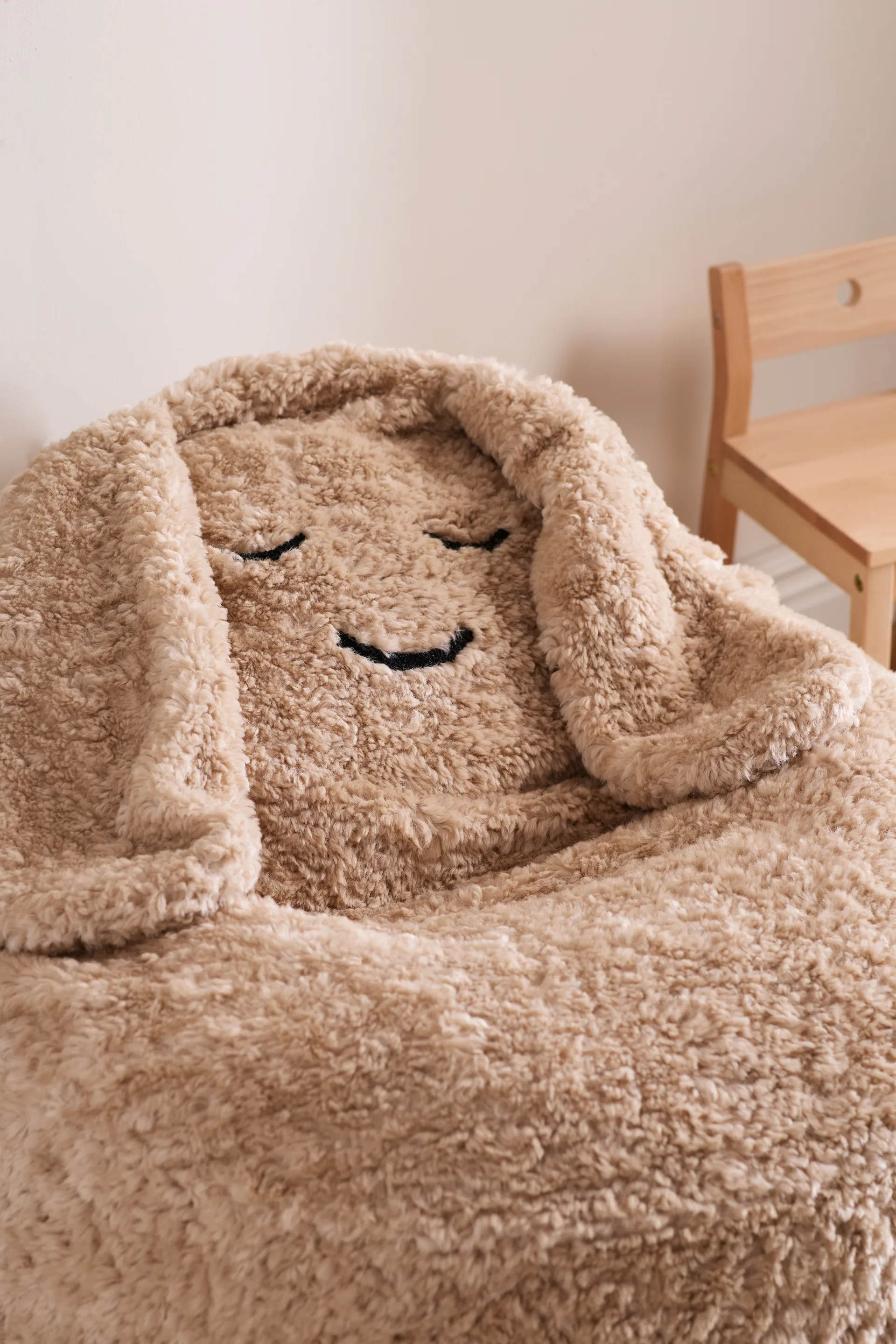 Snuggle säkkituoli, Beige, Ø80×50 cm Kid's Concept
