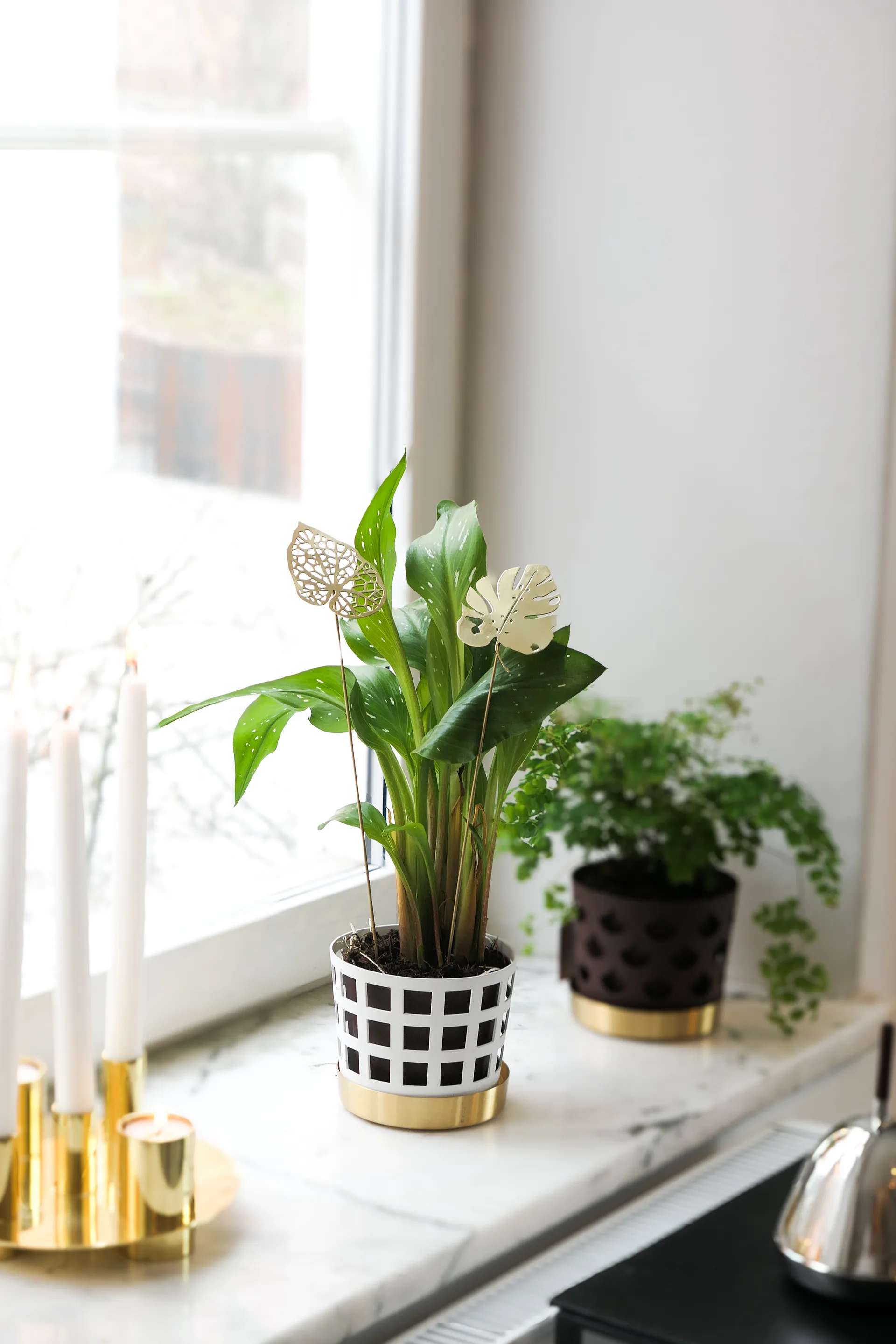 Brass leaves koristeet 2-pack, Water KLONG