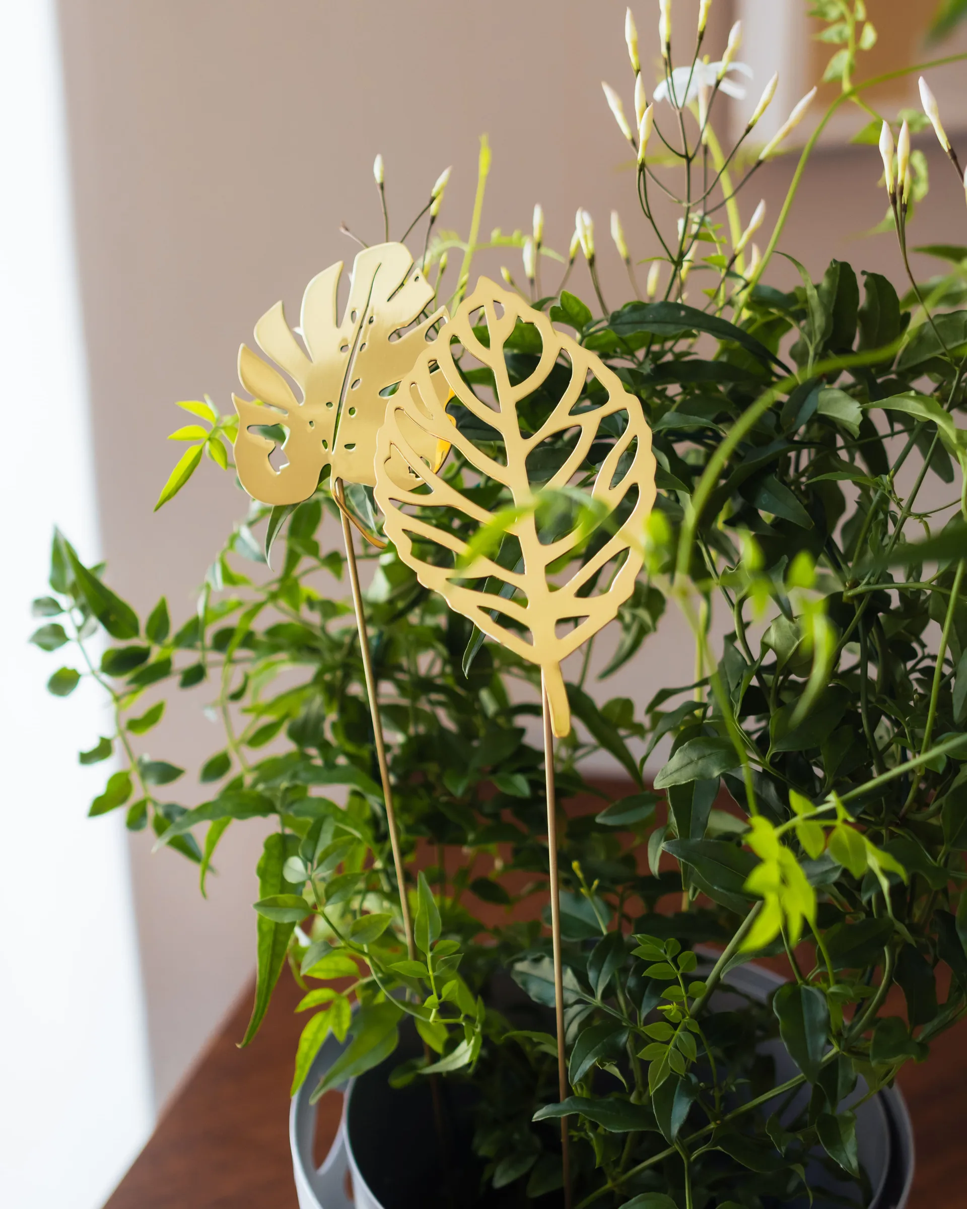 Brass leaves koristeet 2-pack, Wood KLONG