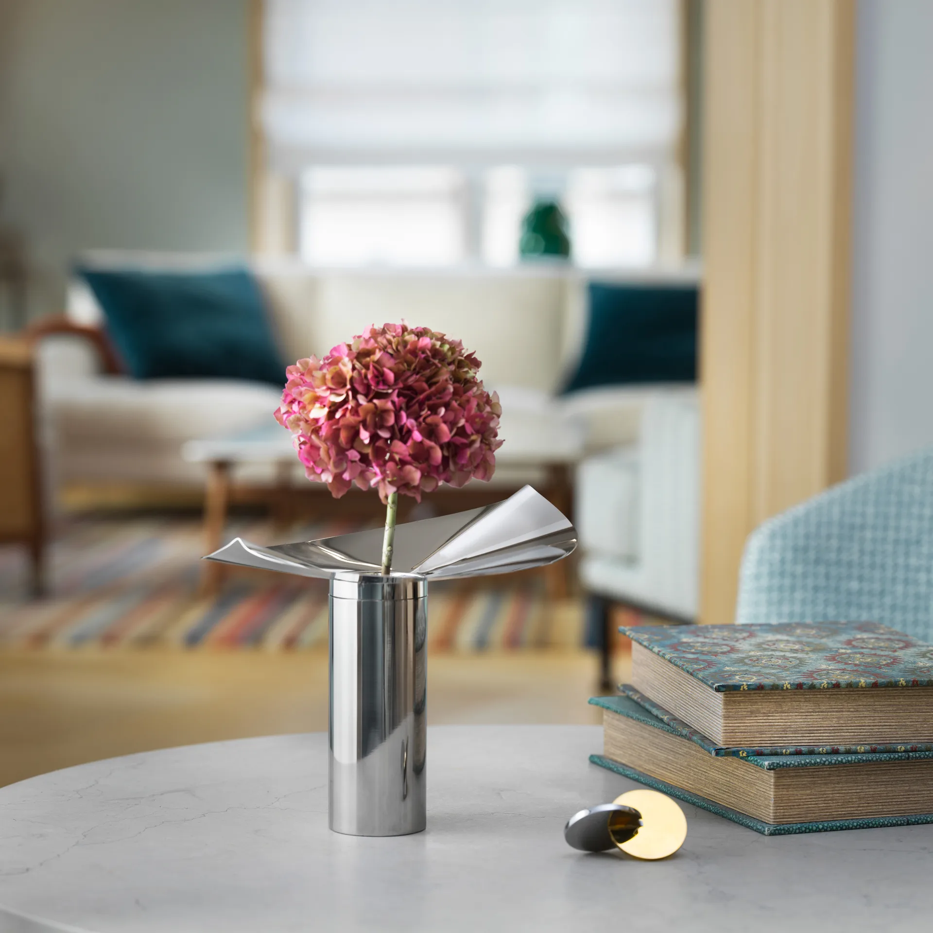 Löv maljakko-kynttilänpidike, Ruostumaton teräs KLONG