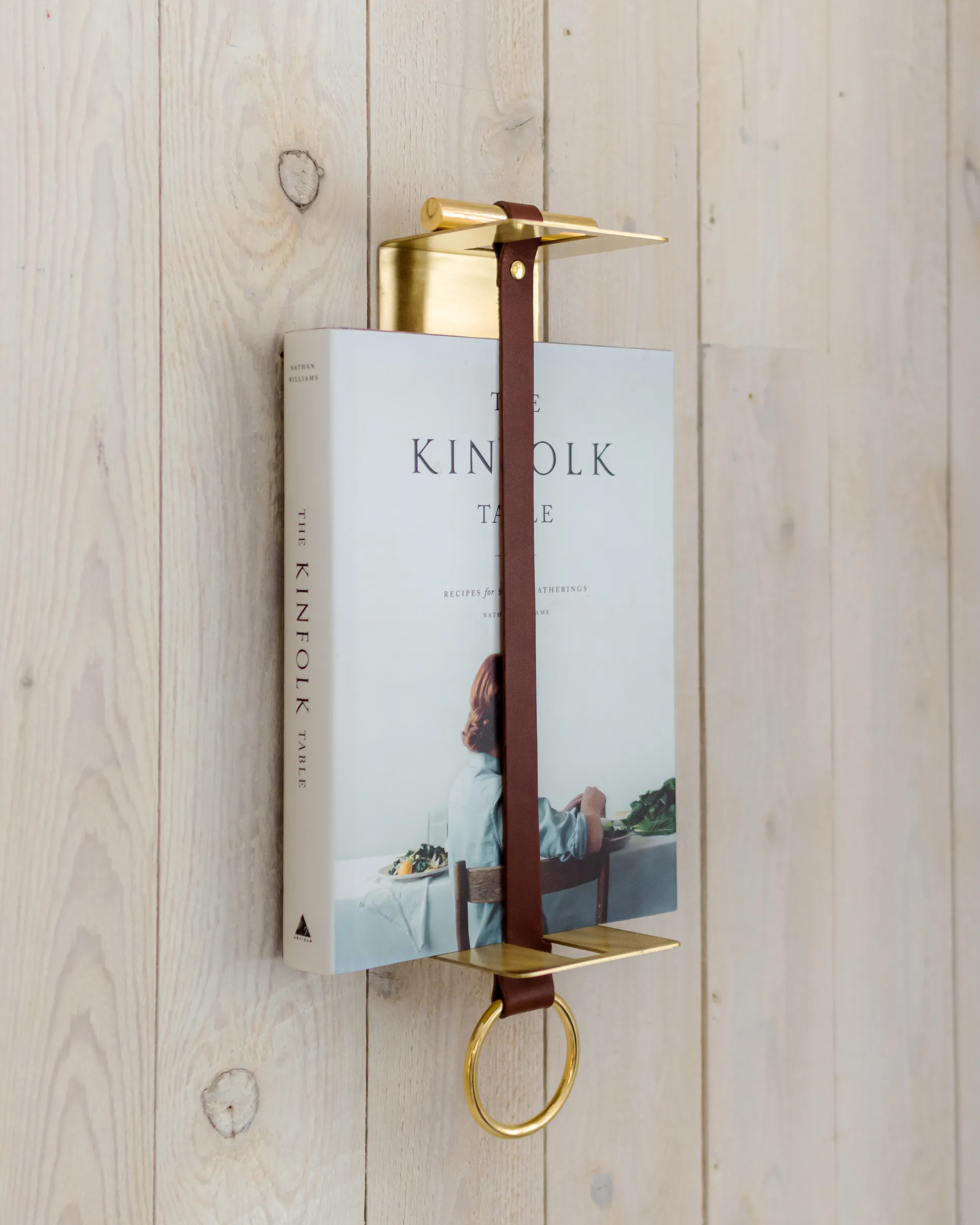 Strapp seinähylly 10x33 cm, Messinki KLONG