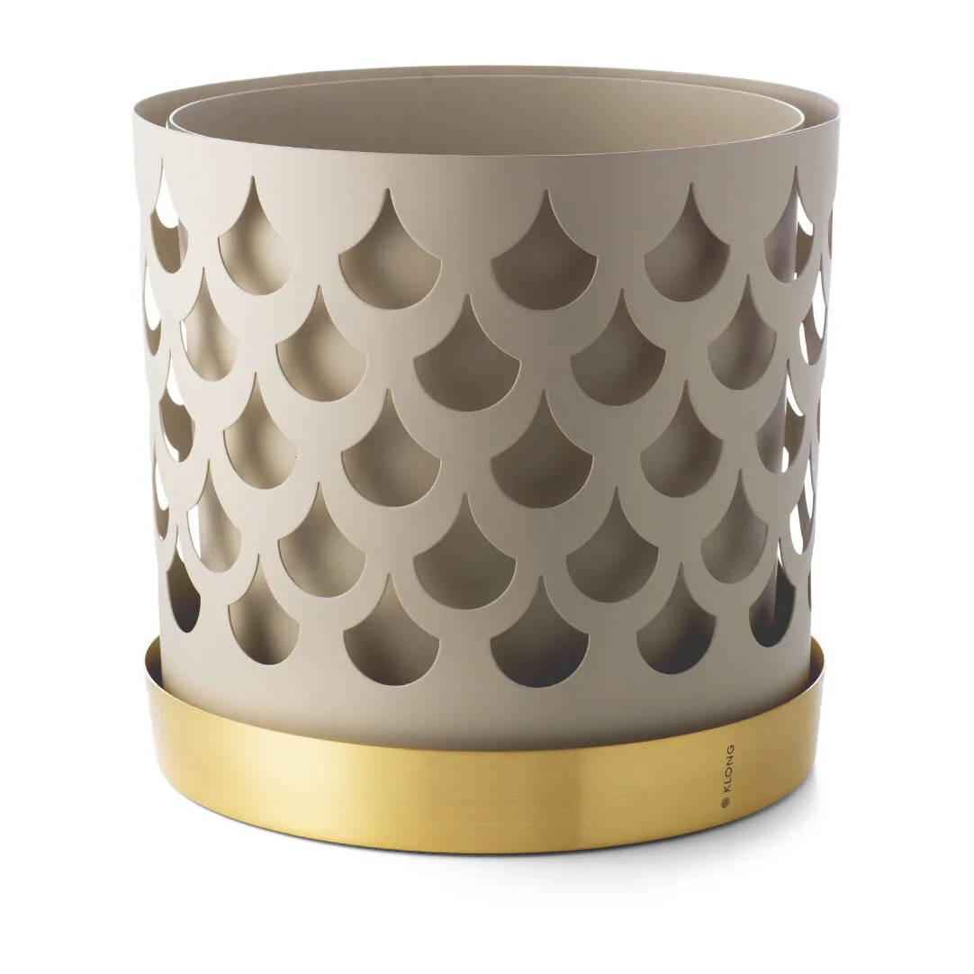 KLONG Trio Drop ruuku lautasella beige messinkinen Big Ø28 cm