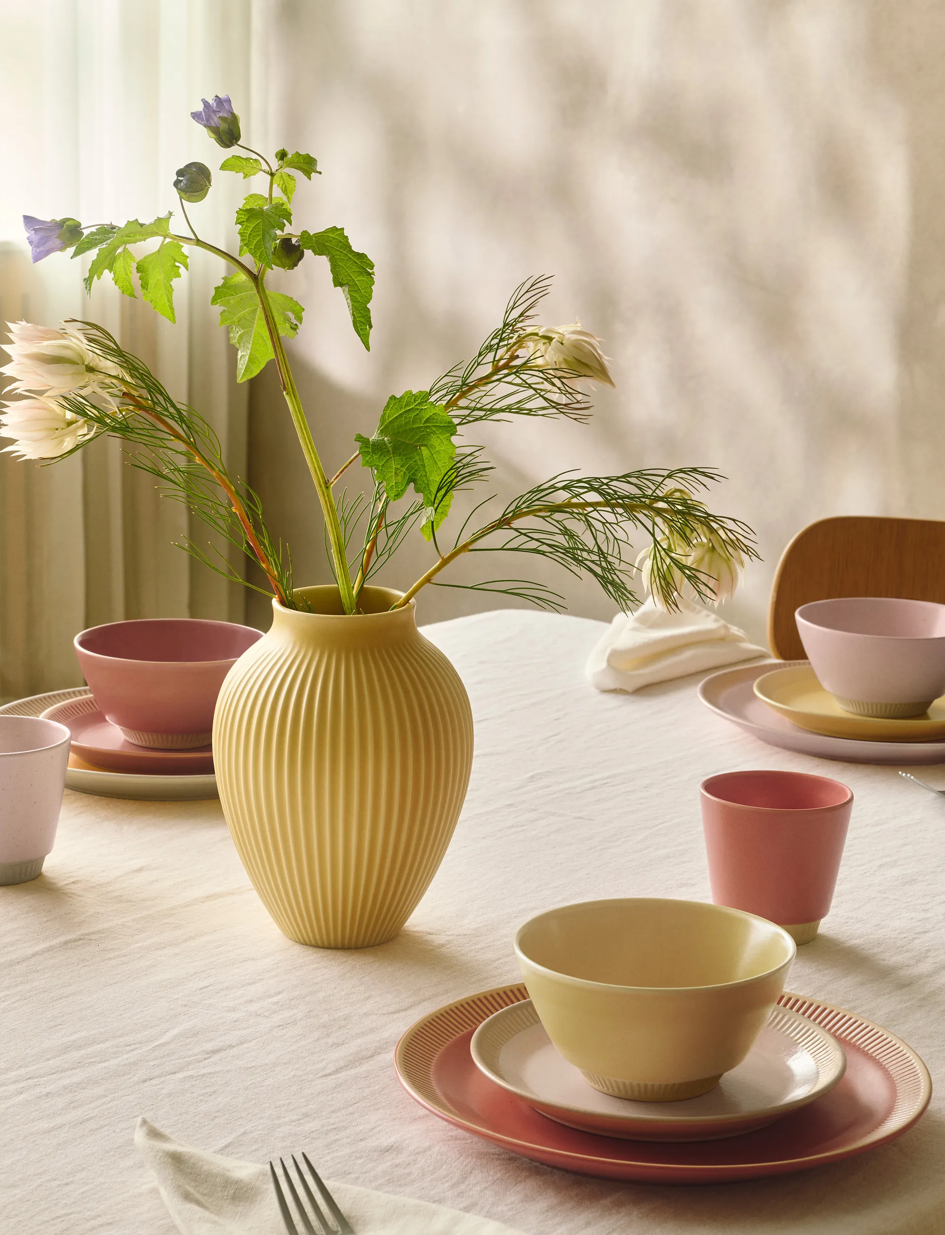 Knabstrup maljakko uritettu 27 cm, Keltainen Knabstrup Keramik