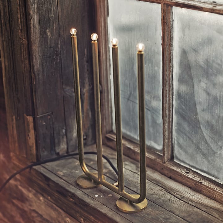 December 4 kynttilänjalka, Antrasiittioksidi Konsthantverk
