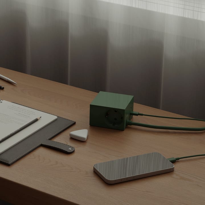 Cuboid+ haaroituspistorasia USB-C 30W 2 m, Dark Green Kord