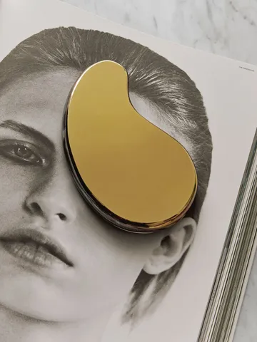 Tears of joy koriste-esine 2 osaa - Kulta - Kosta Boda