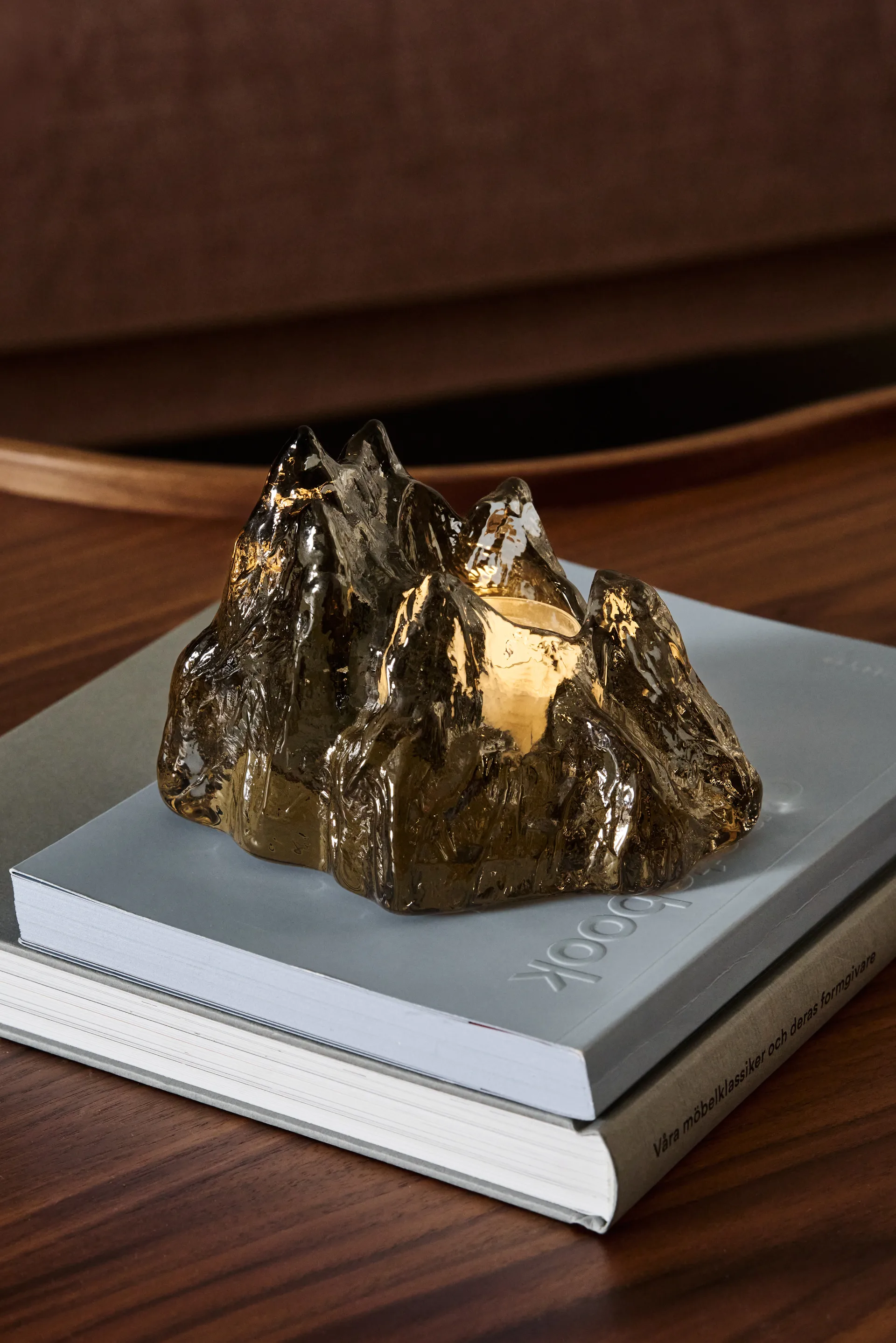 The Rock kynttilälyhty 91 mm, taupe Kosta Boda