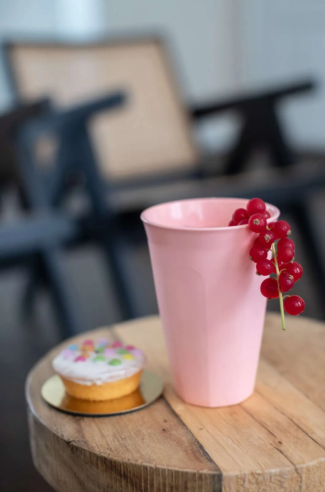 Nora Macarons astiasto 16 osaa., Monivärinen Koziol