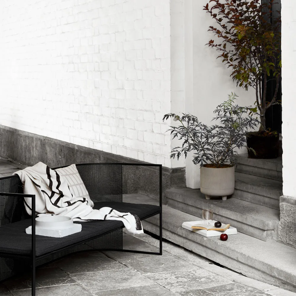 Bauhaus penkki, Beige Kristina Dam Studio