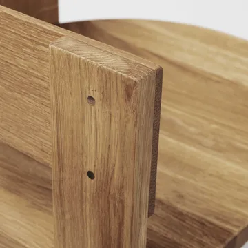 Collector tuoli - Lämmin lakattu tammi-pähkinä - Kristina Dam Studio