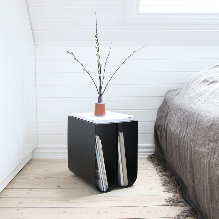 Curved sivupöytä, Black Kristina Dam Studio