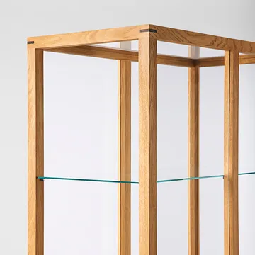 Japanilainen vitriinikaappi large - Lämmin öljytty tammi - Kristina Dam Studio