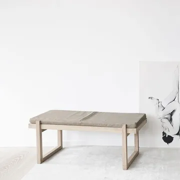 Minimal penkki - Oak - Kristina Dam Studio