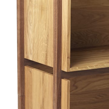 Stack hylly - Oak, add on, tummaksi öljytty saksanpähkinäkiinnike - Kristina Dam Studio