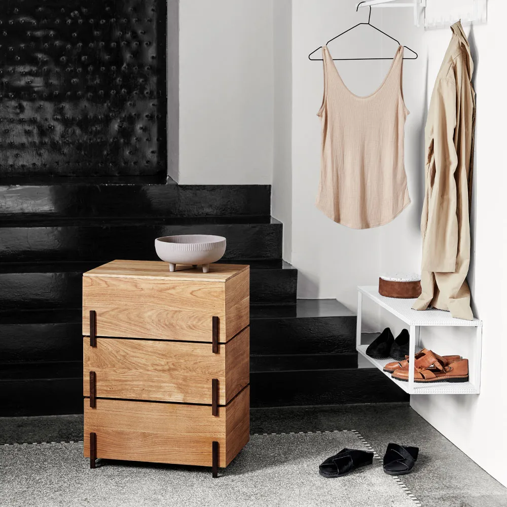 Stack säilytyslaatikko, Oak, 3 osaa, tummat öljytyt saksanpähkinäjalat Kristina Dam Studio