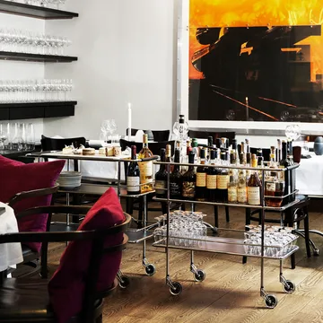 Cargo tarjoiluvaunu - Valkoinen laminaatti-kromi - Lammhults