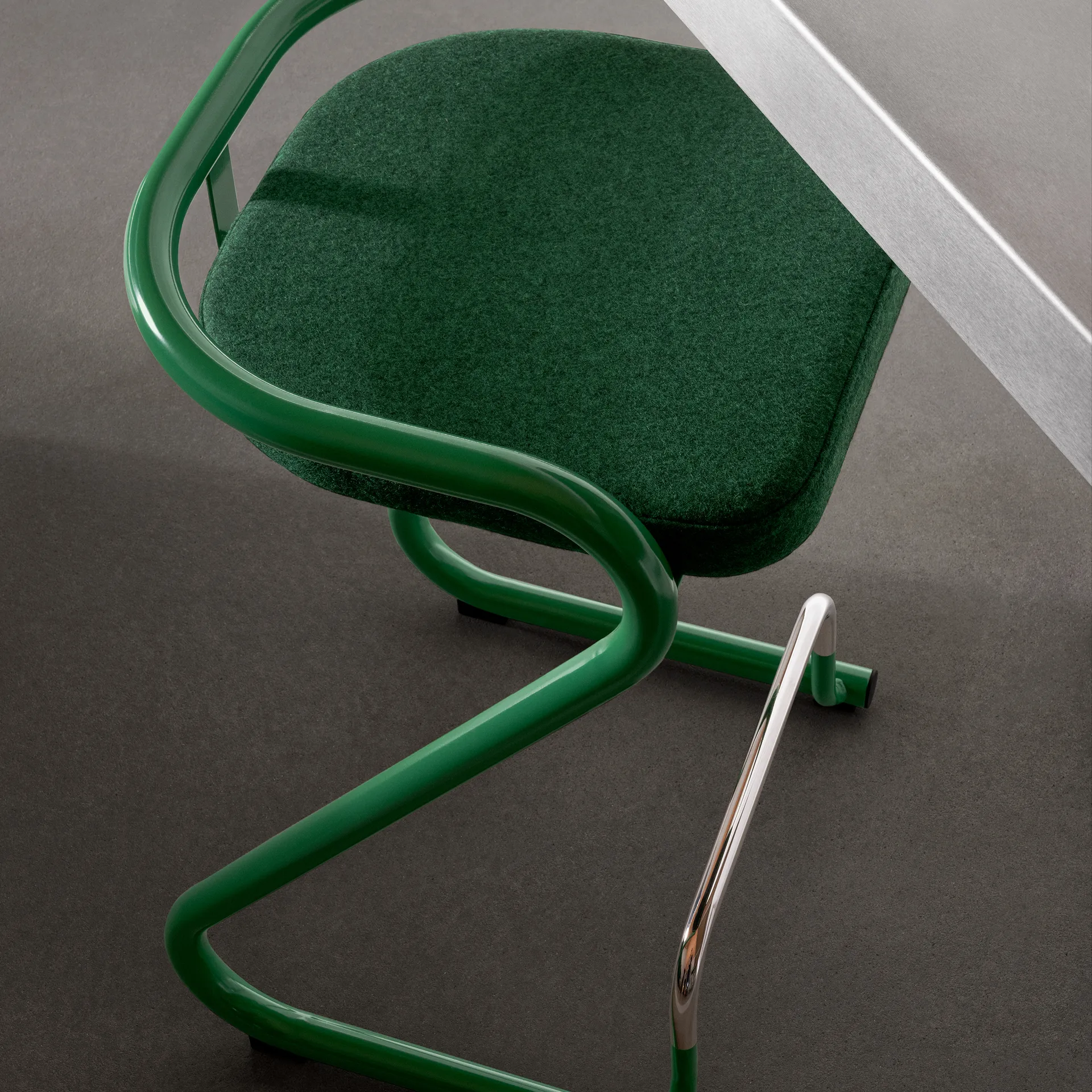 S70-3 baarijakkara, Elmo Nordic nahka Cognac kromijalusta Lammhults