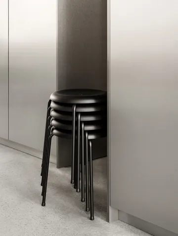 Taburetti jakkara - Musta nahka kromattu jalusta, 45 cm - Lammhults