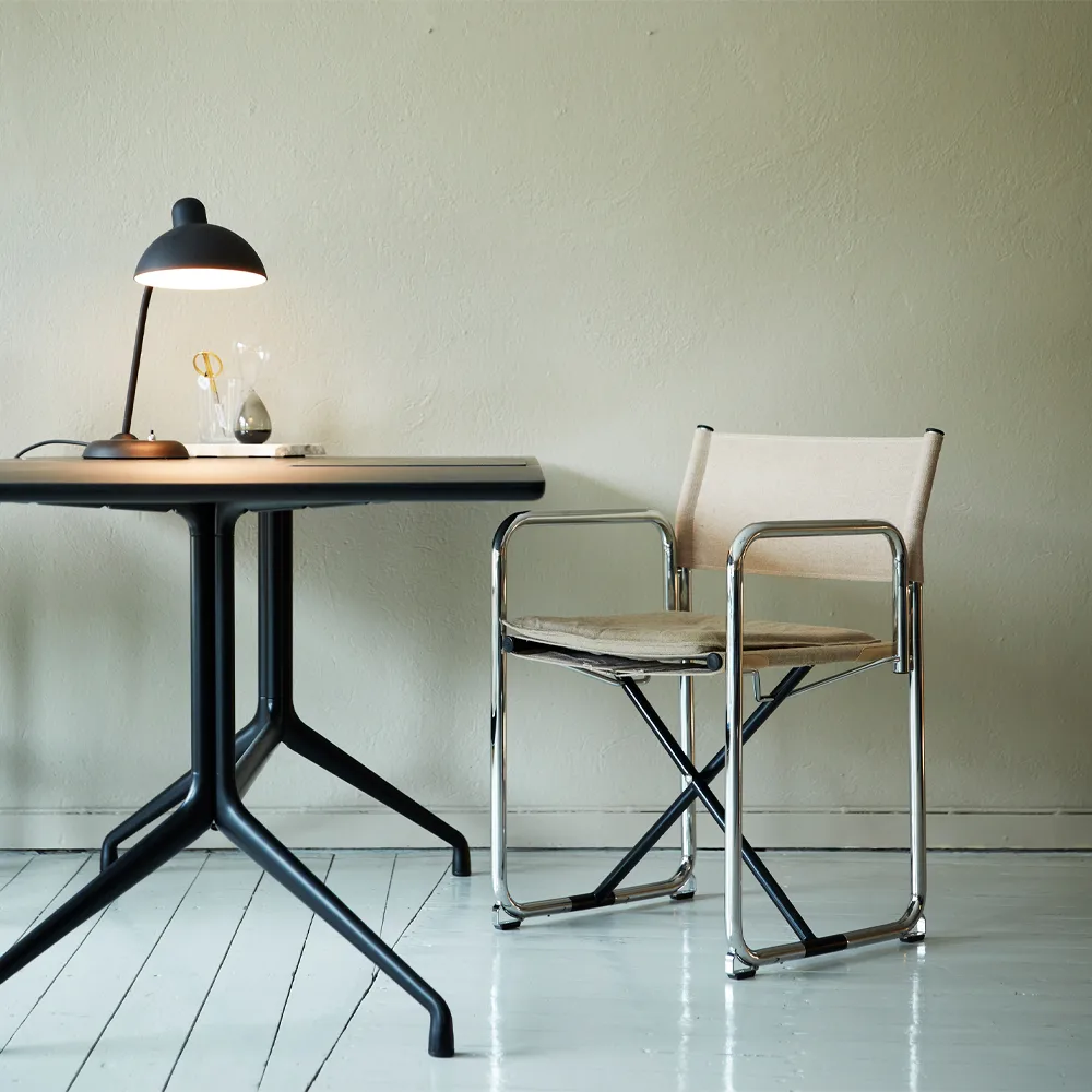 X75-2 käsinojatuoli, Musta-kromi Lammhults