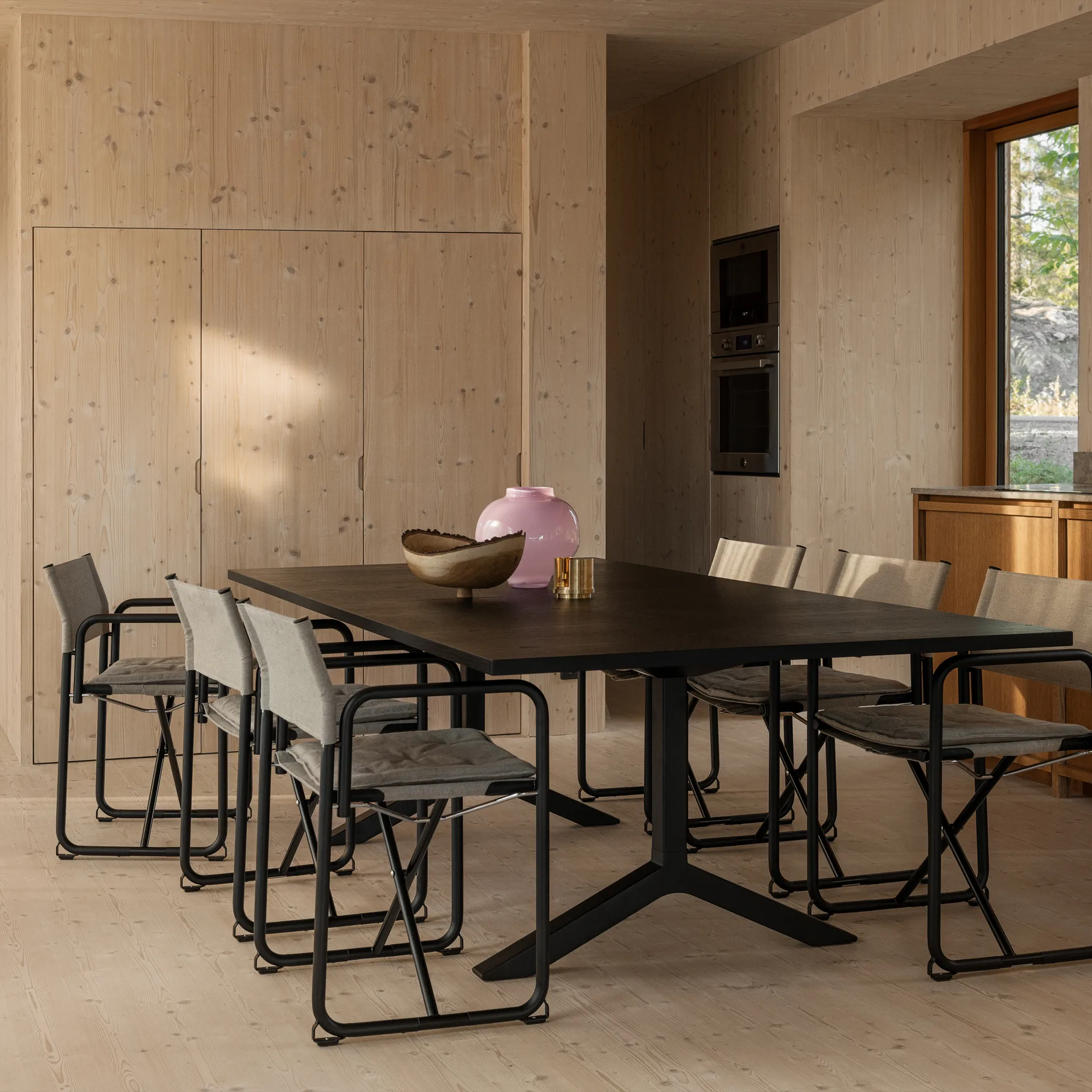 X75-2 käsinojatuoli, Pellavakangas luonnollinen kromatut jalat Lammhults