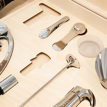 Oeno Box Connoisseur 1 viinilaatikko - 10 osaa - L'Atelier du Vin