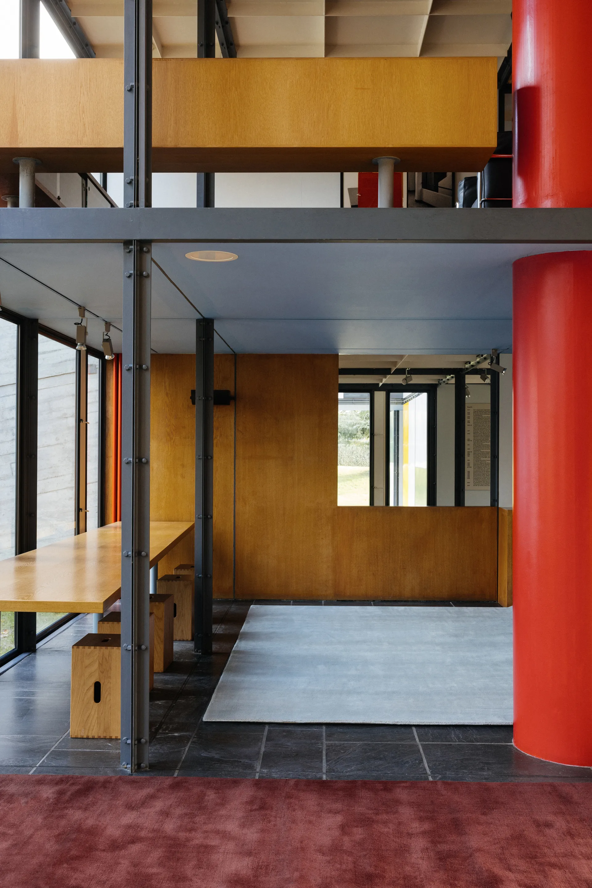 Solid Wool villamatto, Ruby red, 200x300 cm Layered