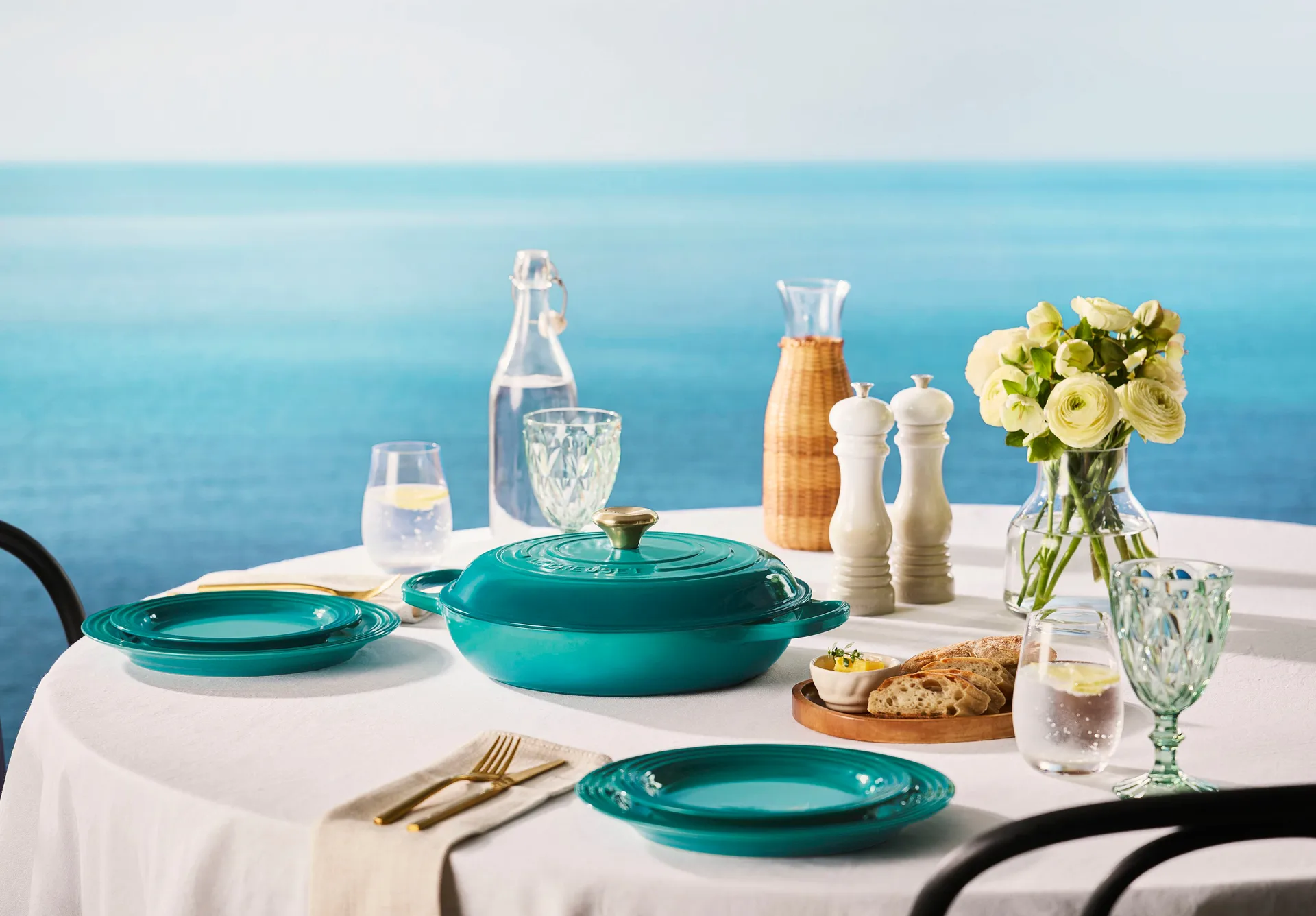 Le Creuset Signature -lautanen 22 cm, Bleu Riviera Le Creuset