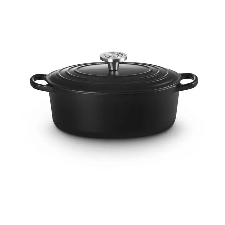 Le Creuset Signature valurauta ovaali pata - Matte Black, 4,1 l - Le Creuset