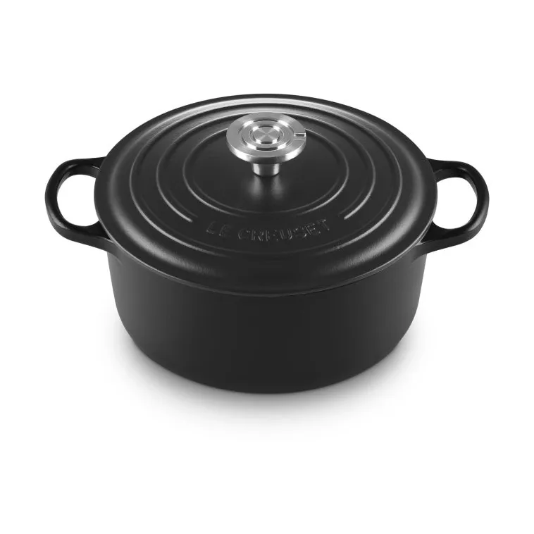 Le Creuset Signature valurautainen pyöreä pata, Matte Black, 4,2 l Le Creuset