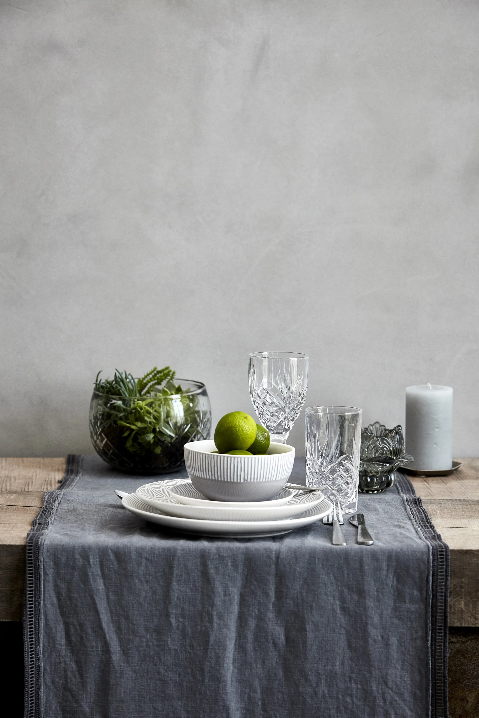 Lene Bjerre rustic kynttilä vaaleanharmaa Ø10 cm, 20 cm Lene Bjerre