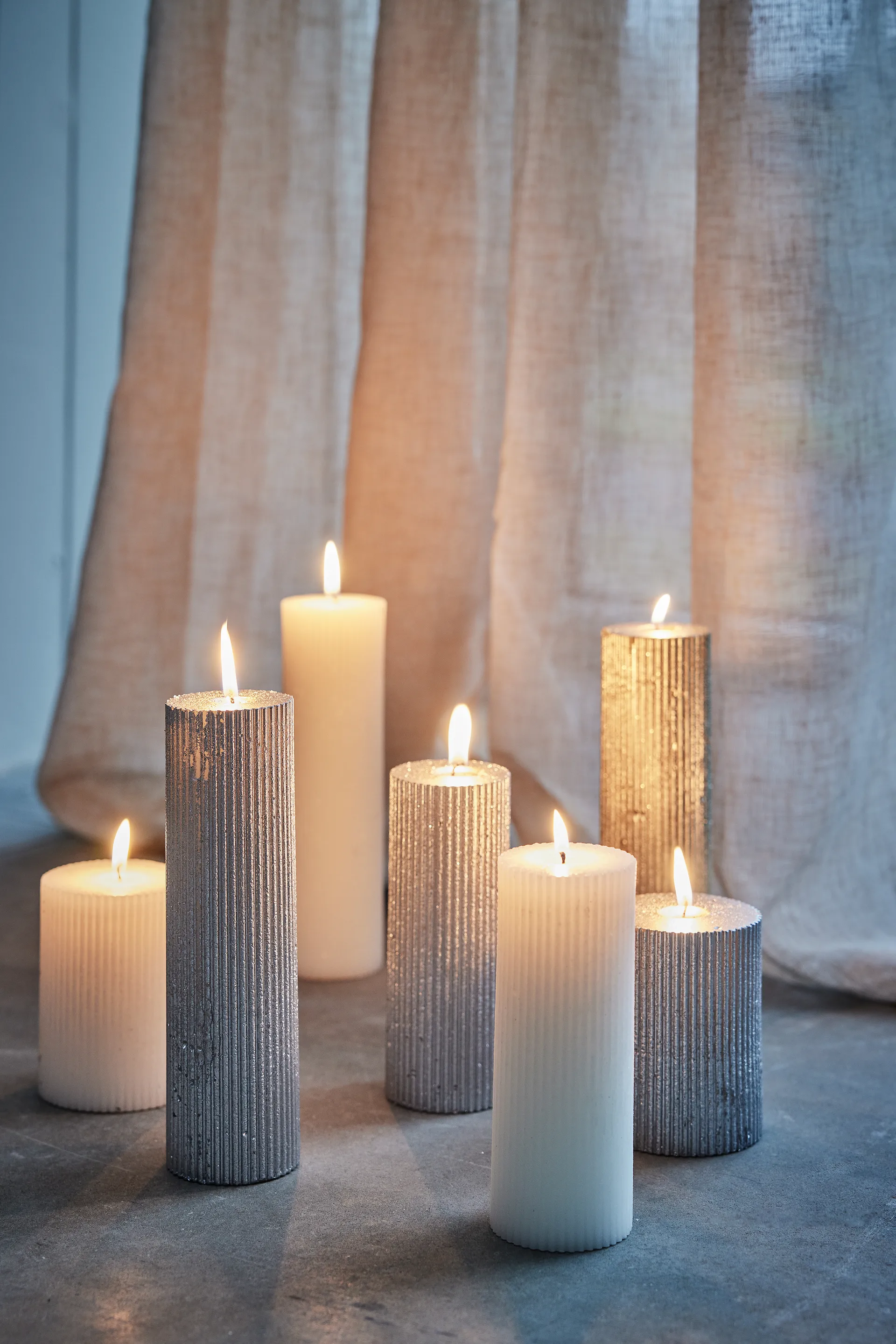 Lissa kynttilä Ø7x10 cm, Hopea Lene Bjerre