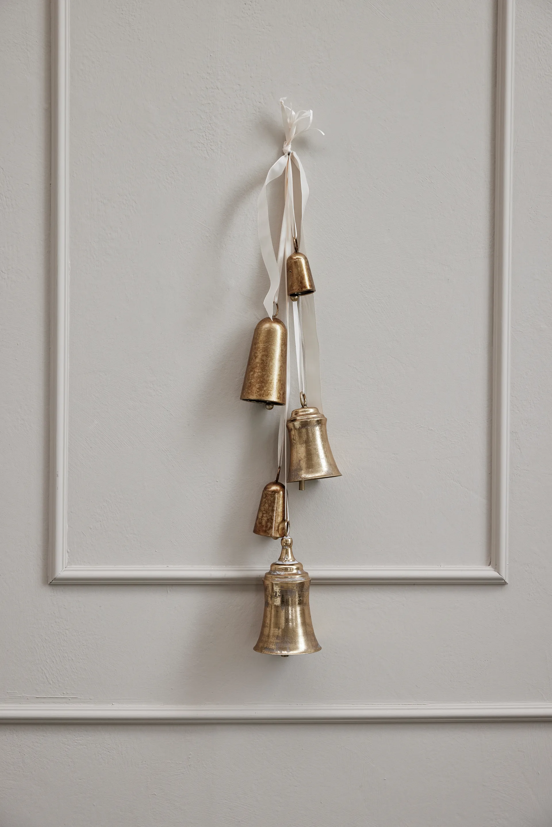 Missia kello 18 cm, Vaaleankulta Lene Bjerre