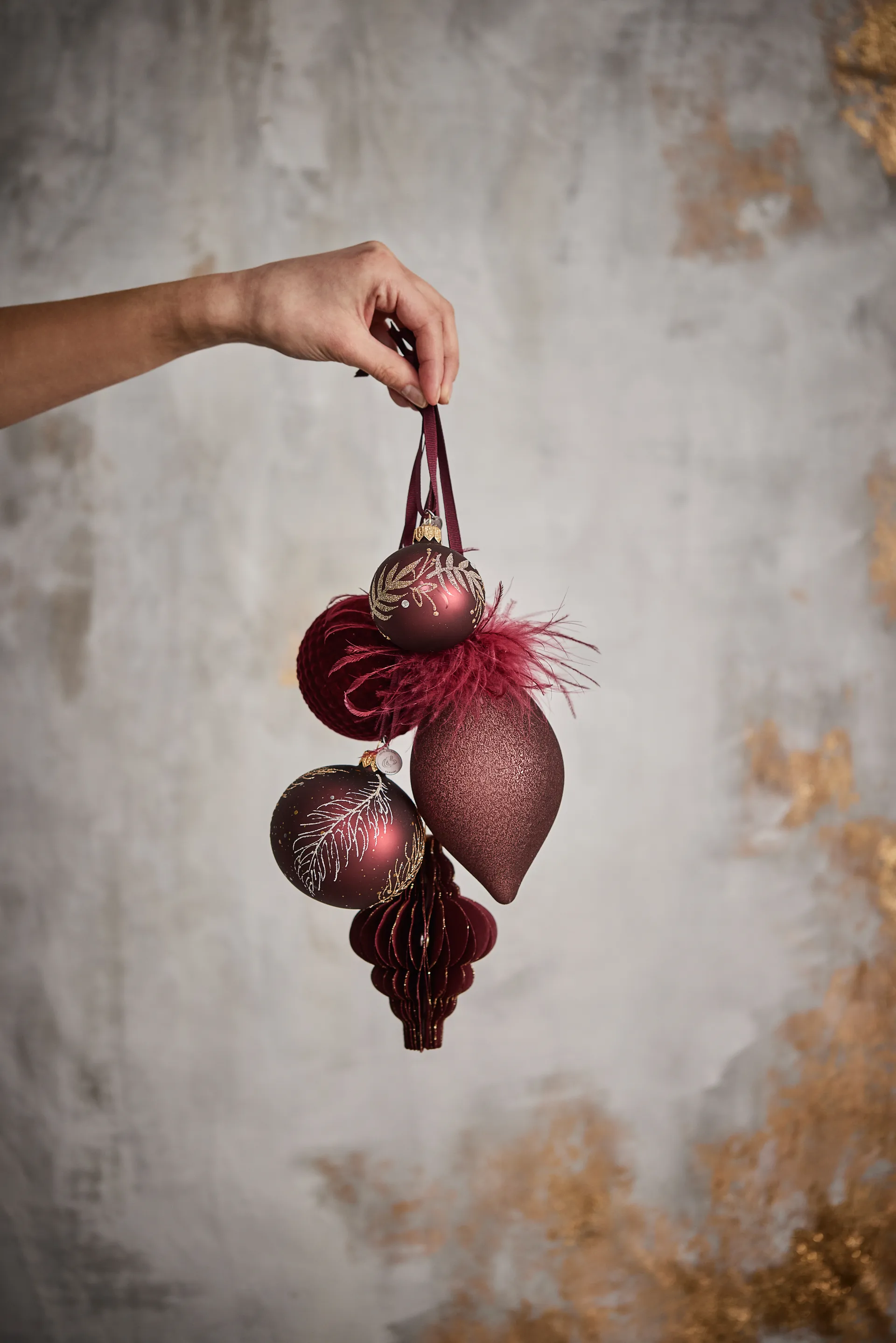 Velvetti joulupallo Ø8 cm, pomegranate Lene Bjerre