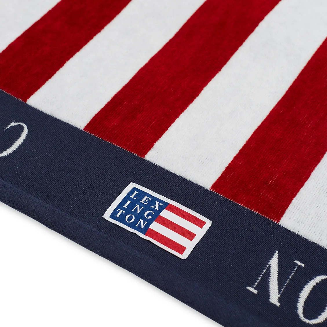 Graphic Velour -kylpypyyhe 100 x 180 cm, Red-white Lexington