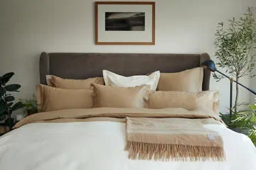 Hotel Cotton Sateen pussilakana 220x220 cm - Vaaleanbeige - Lexington