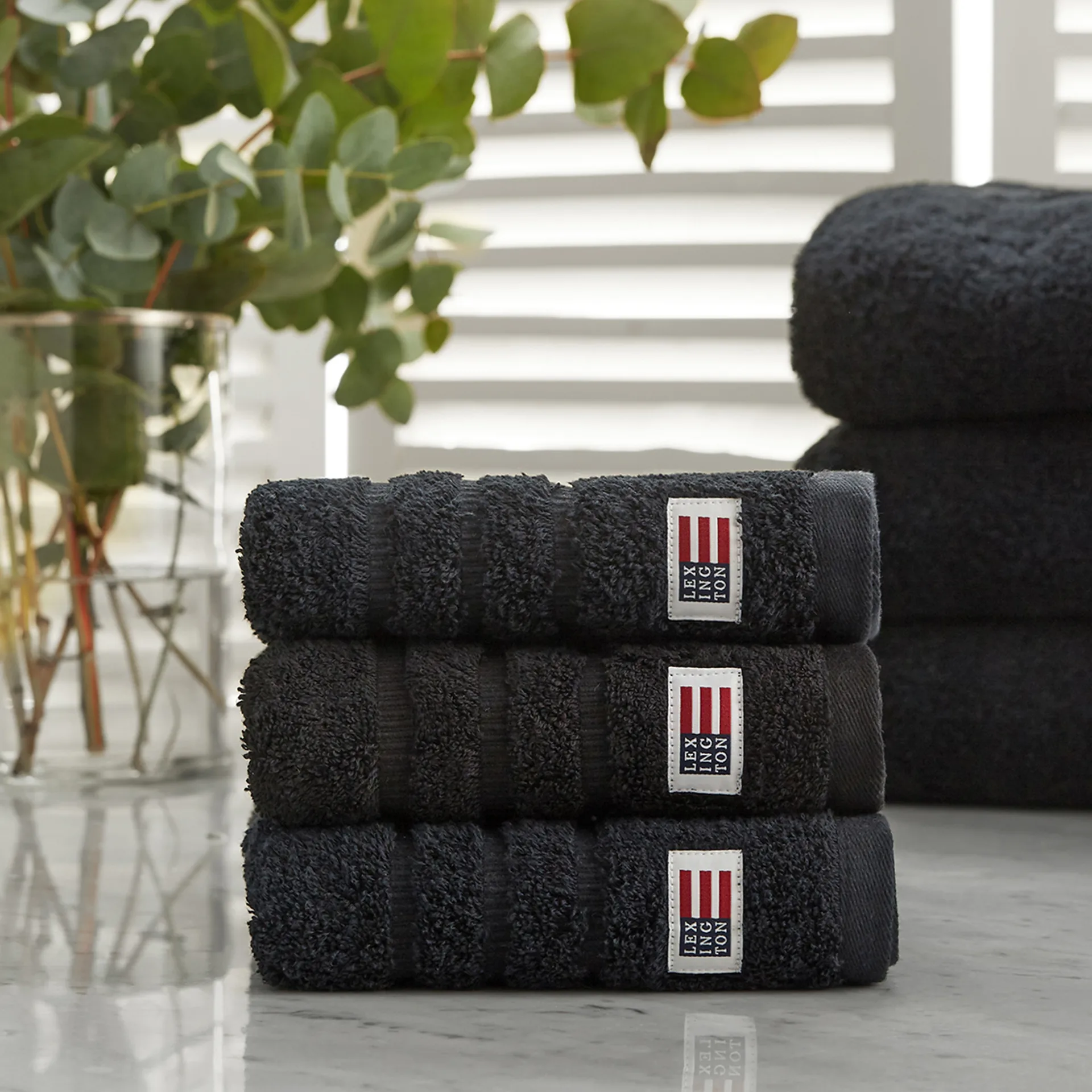 Icons Original -käsipyyhe 50x70 cm, Black Lexington