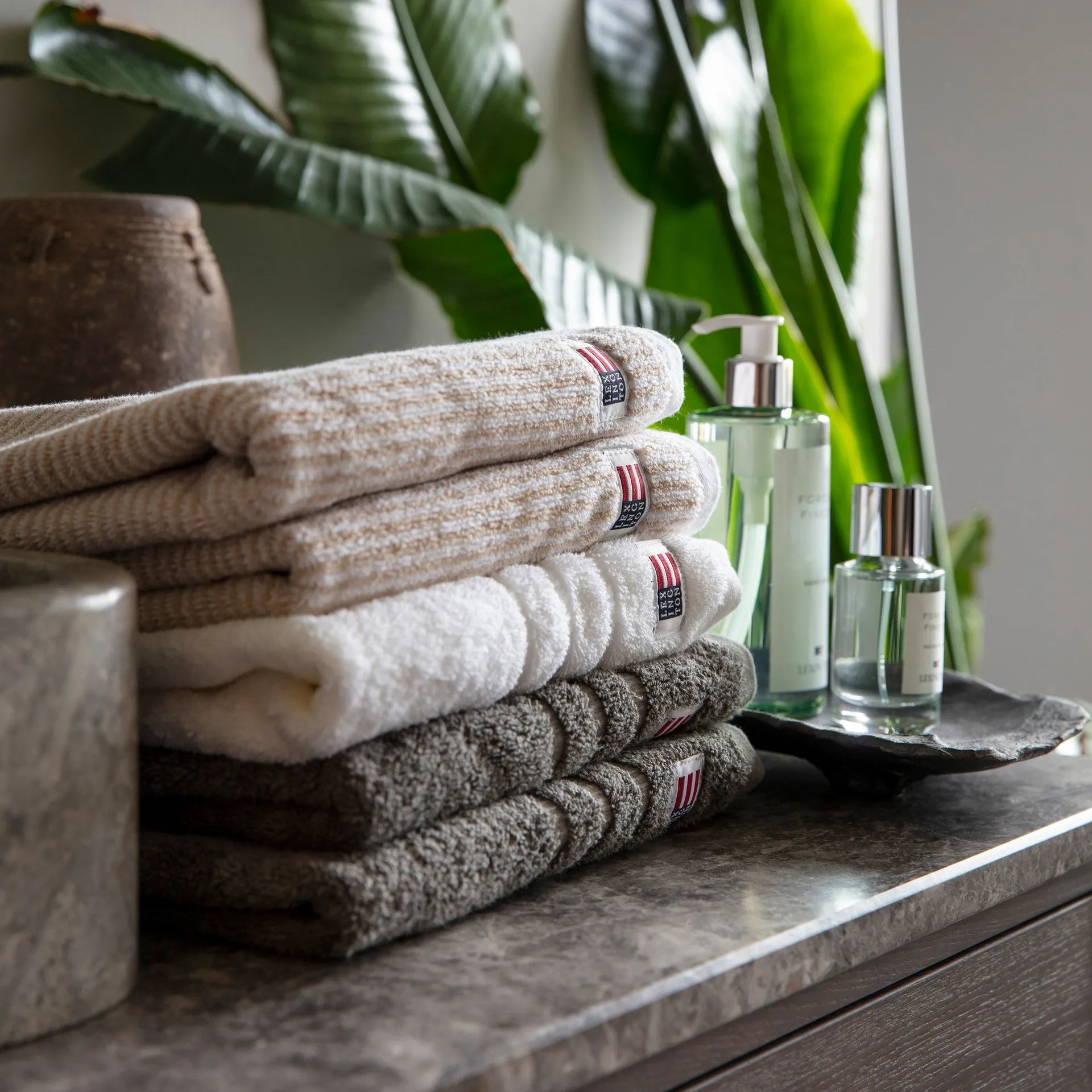 Icons Original Striped -käsipyyhe 50x70 cm, White-tan Lexington