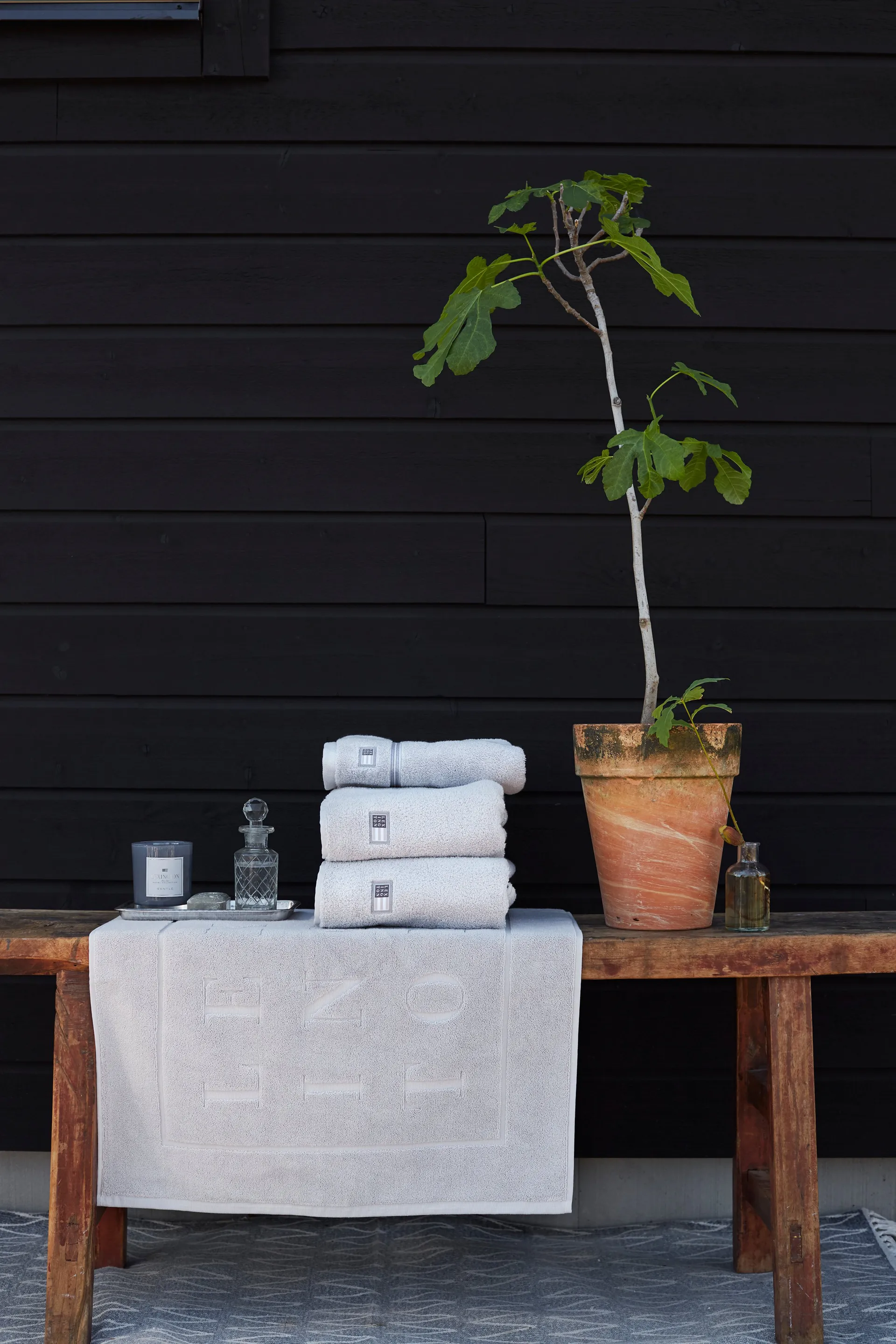 Lexington Hotel kylpyhuoneenmatto 60x90 cm, Vaaleanharmaa Lexington