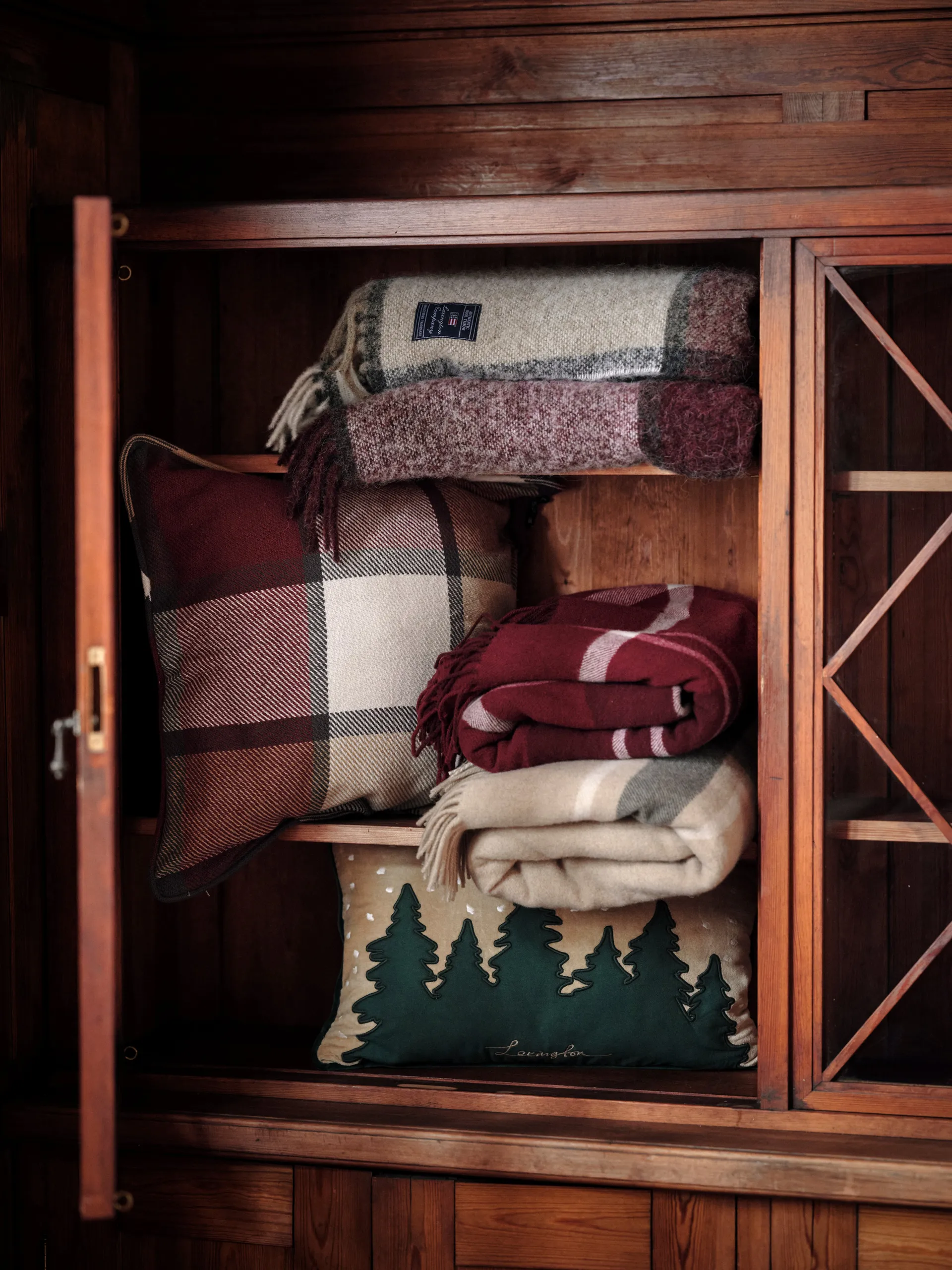 Ruudullinen kierrätetty torkkupeitto 130x170 cm, Punavalkoinen Lexington