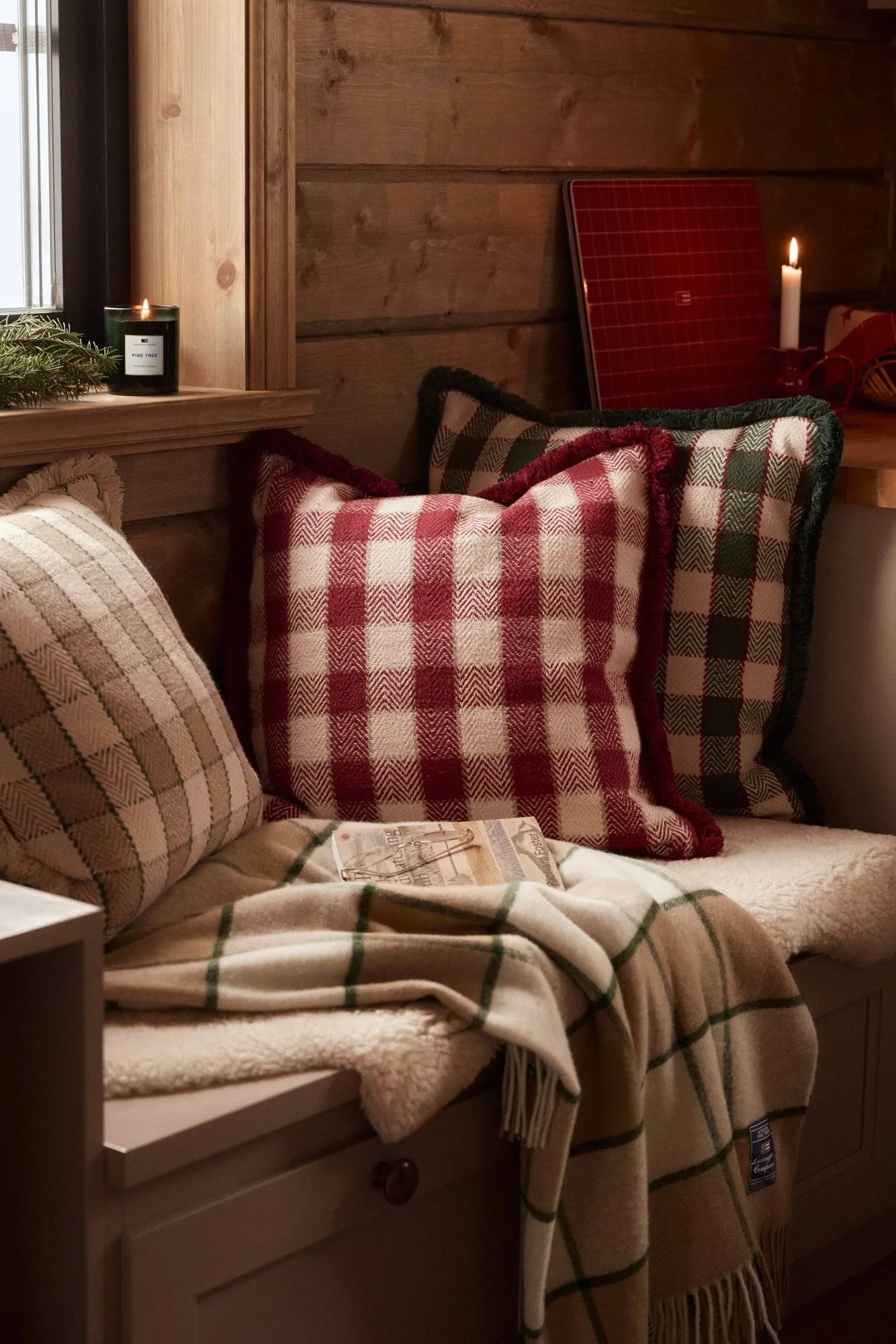 Ruudullinen luomupuuvillainen hapsureunainen tyynynpäällinen, Beige–vaaleabeige–vihreä Lexington