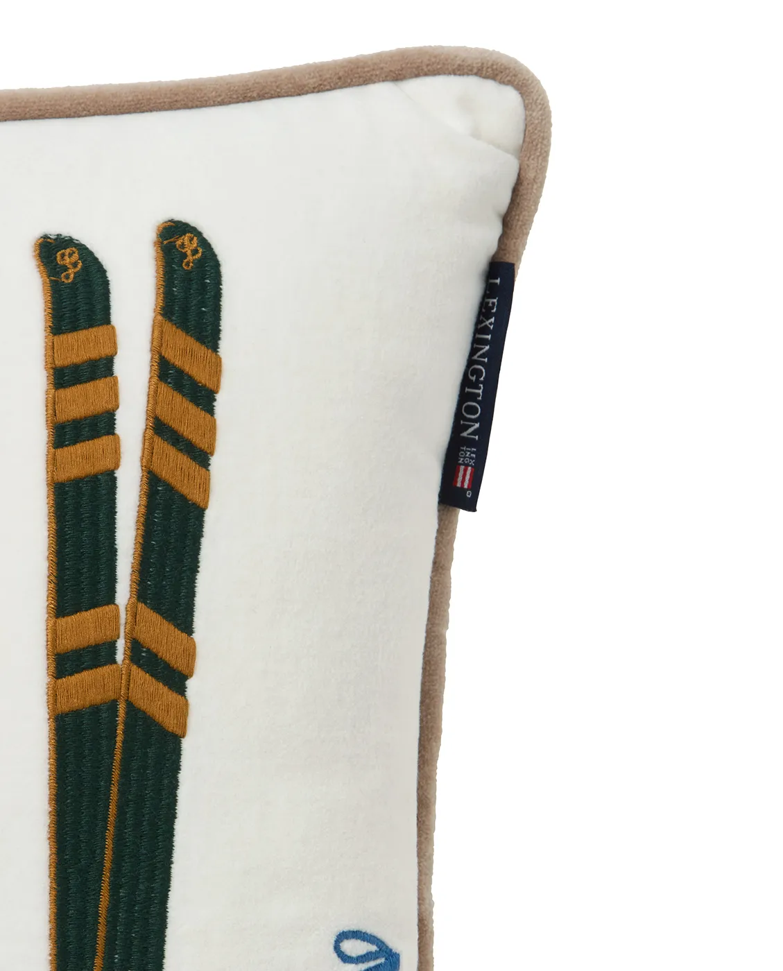 Skis and Poles eko. samettipellavatyyny 30x40 cm, White multi Lexington