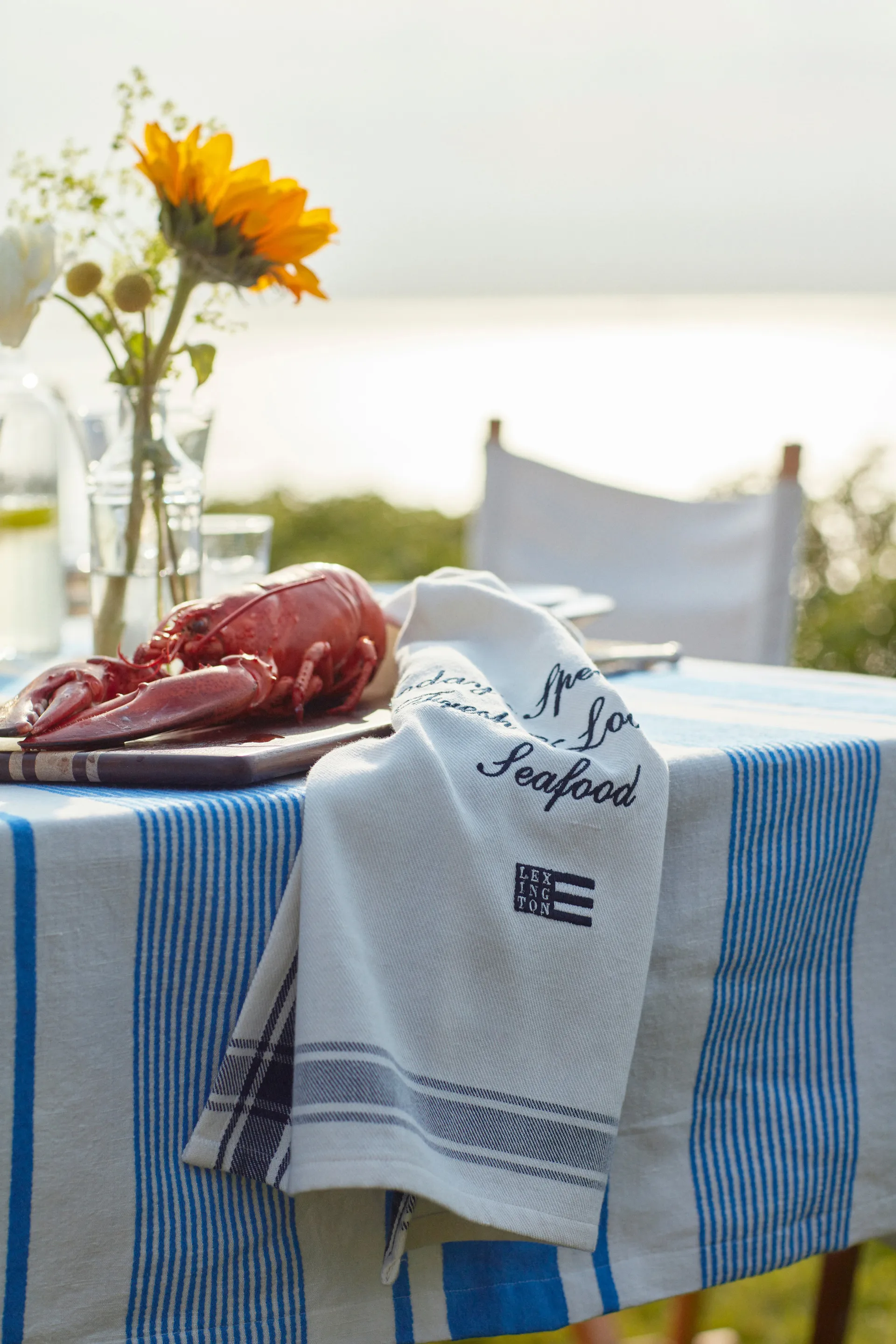 Striped Linen Cotton -pöytäliina 150 x 250 cm, Sininen-valkoinen Lexington