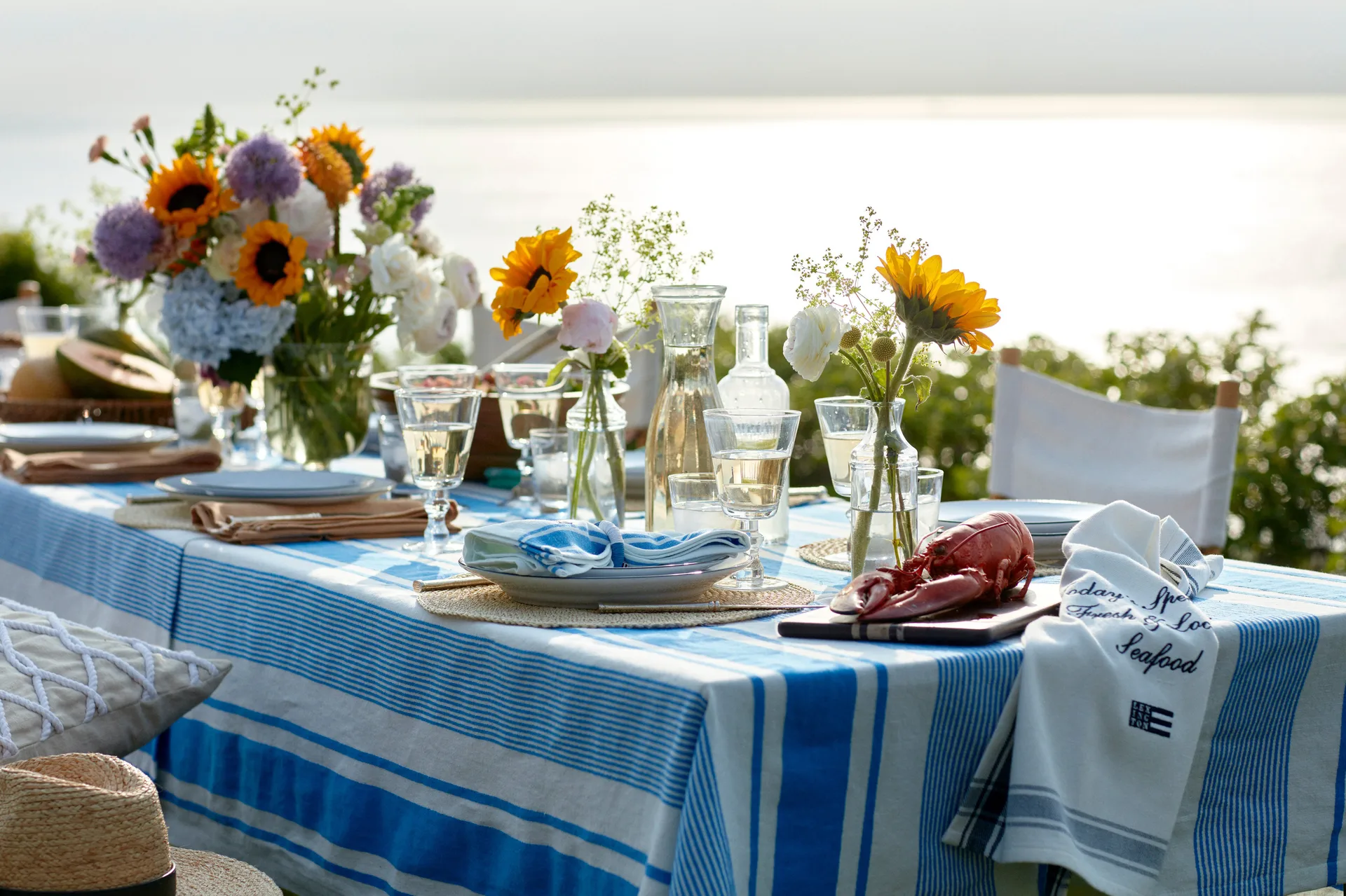 Striped Linen Cotton -pöytäliina 150 x 250 cm, Sininen-valkoinen Lexington