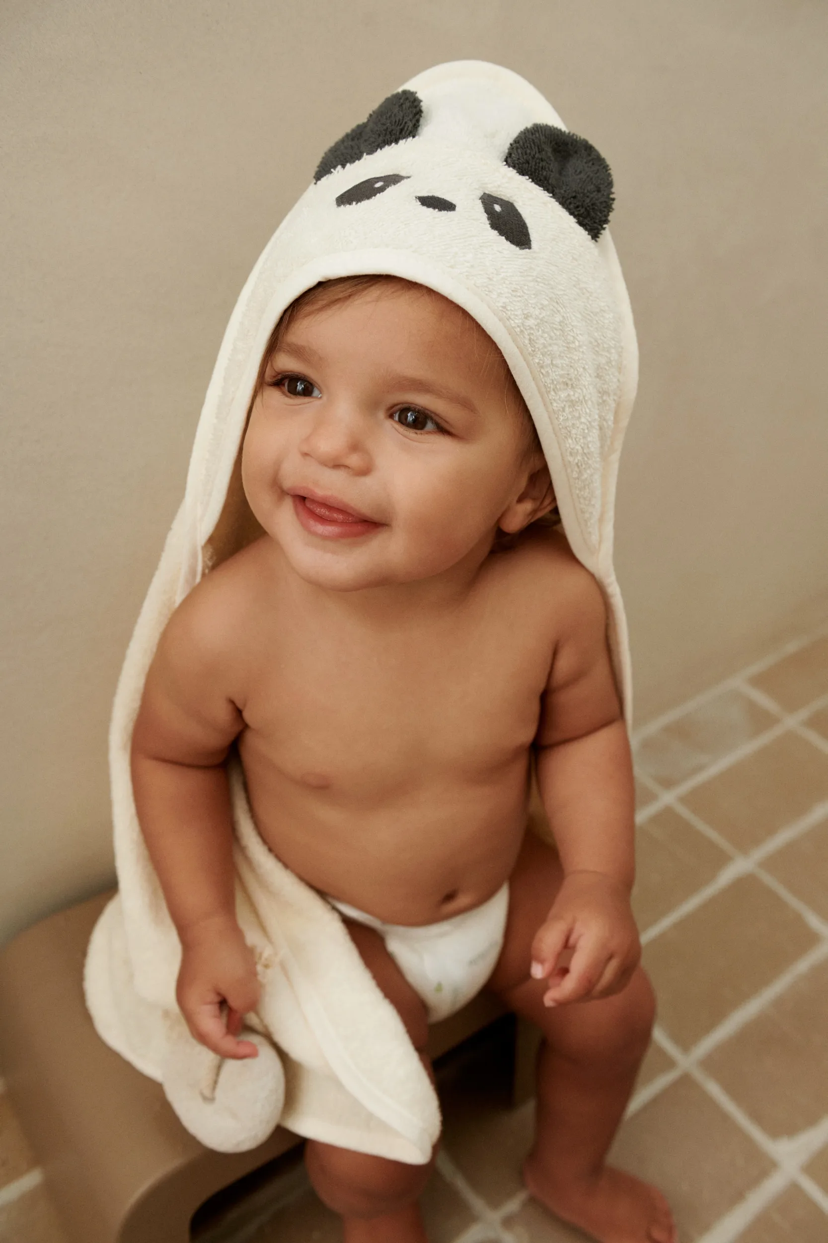 Albert kylpypyyhe hupulla 70x70 cm, Panda creme de la creme Liewood