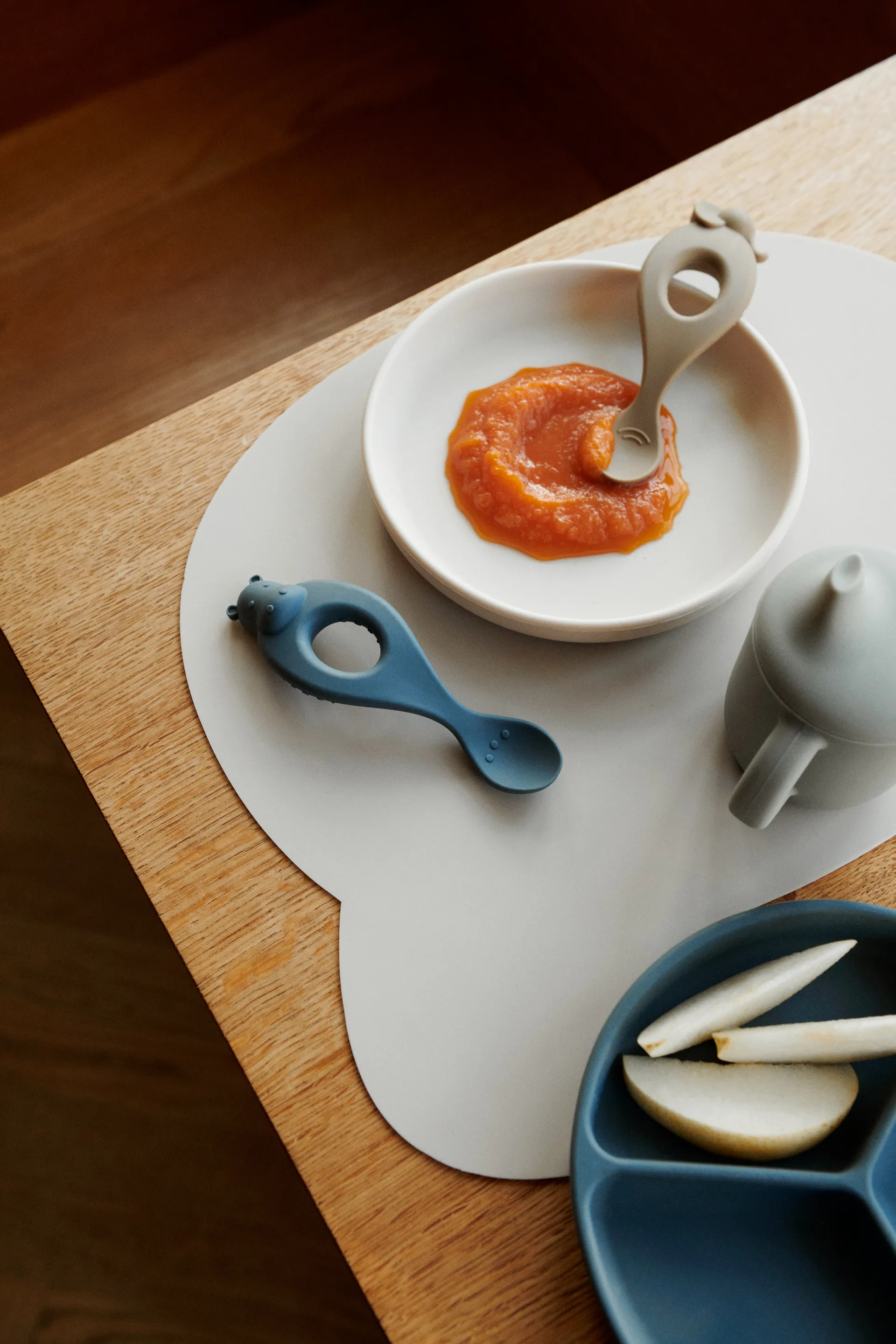 Aura björn pöytätabletti, Sandy Liewood